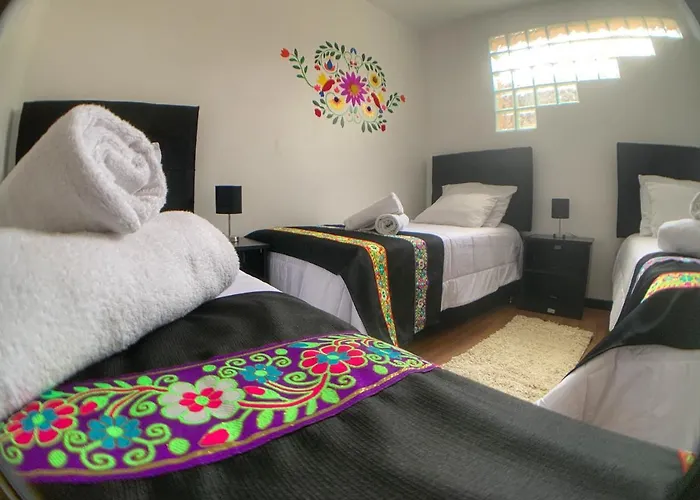Miniapartamento Familiar Centrico Inlove アパート